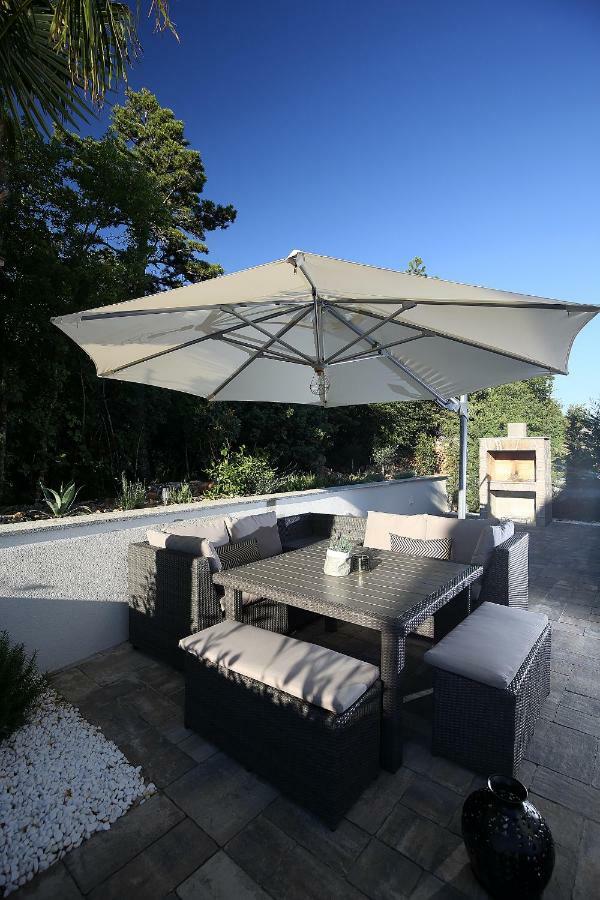 The View Luxury Apartment Dramalj Buitenkant foto