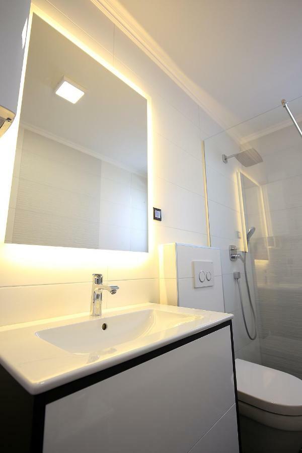 The View Luxury Apartment Dramalj Buitenkant foto