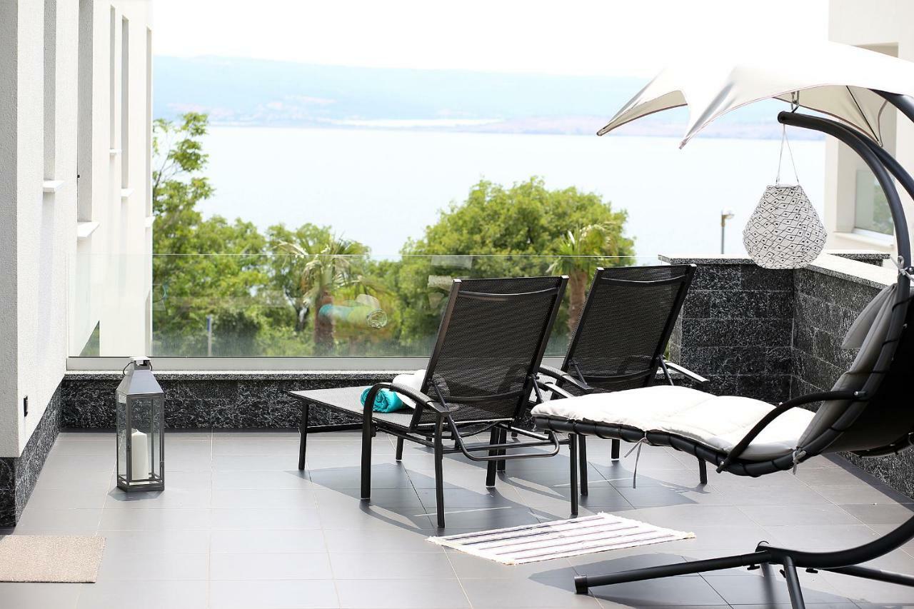 The View Luxury Apartment Dramalj Buitenkant foto