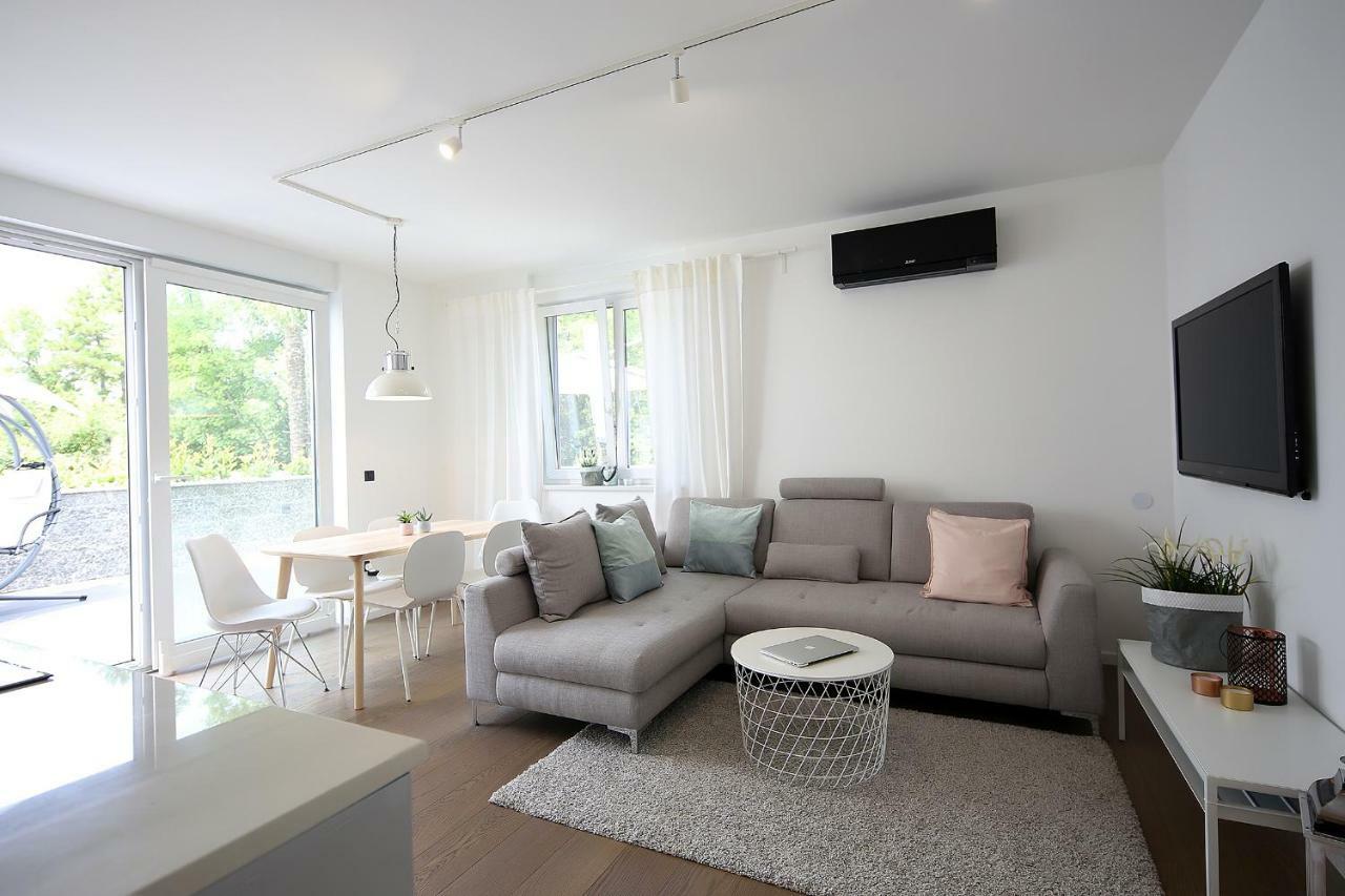 The View Luxury Apartment Dramalj Buitenkant foto